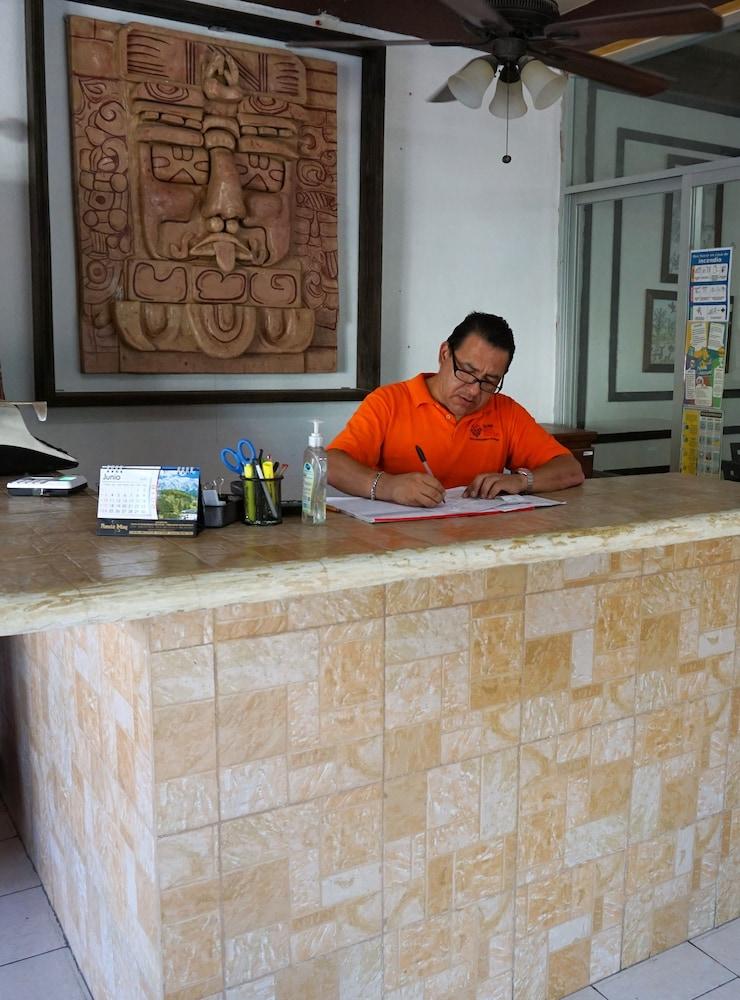 Hotel Real Azteca Chetumal Eksteriør billede